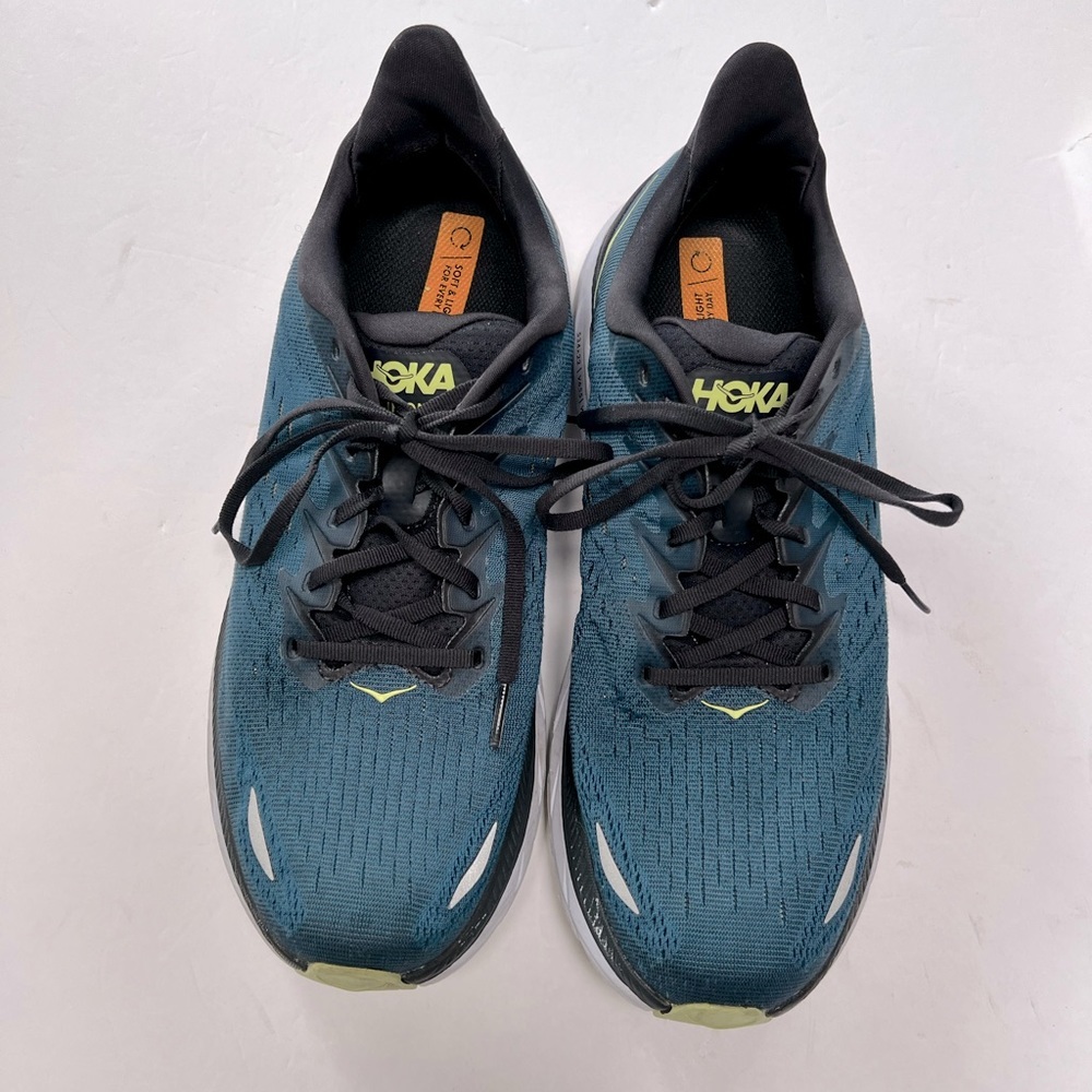 Hoka Clifton 8 Sneakers